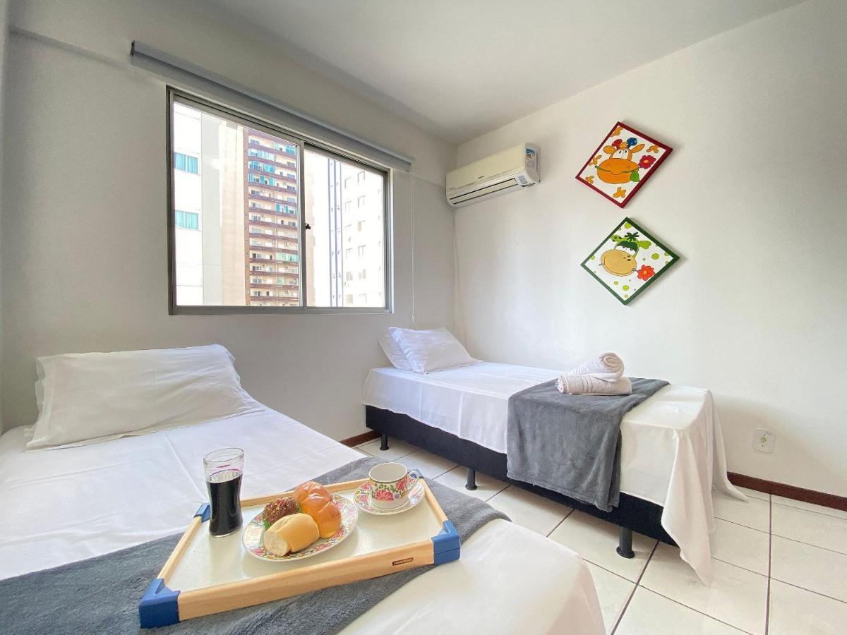 Cb54 - Currasqueira, 2 Dorm Climatizados, Garagem, Próximo Ao Calçadão, Wi-fi Apartamento *