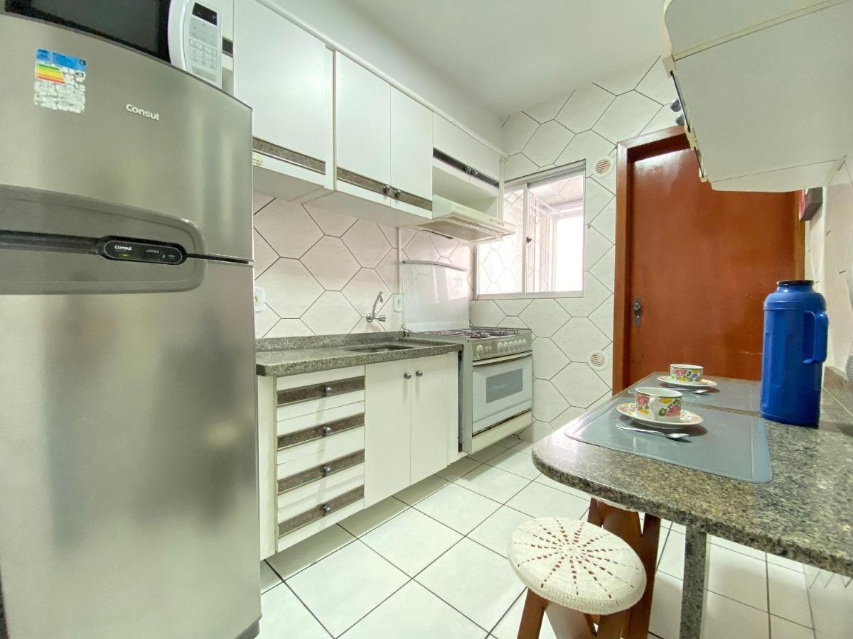 Cb54 - Currasqueira, 2 Dorm Climatizados, Garagem, Próximo Ao Calçadão, Wi-fi